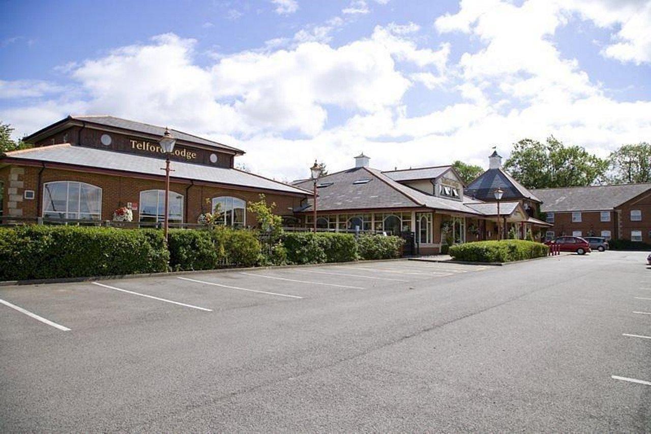 Premier Inn Kettering Exterior foto