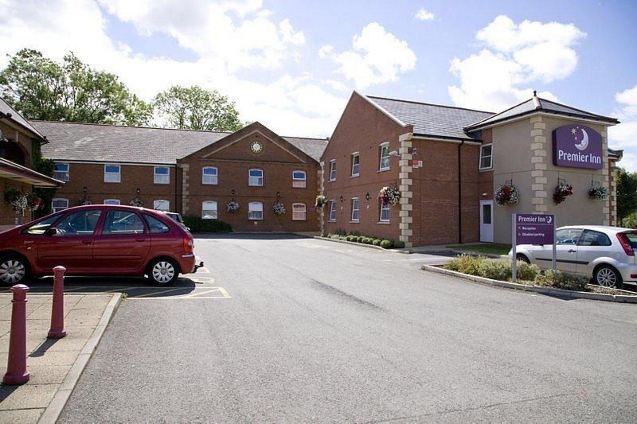 Premier Inn Kettering Exterior foto